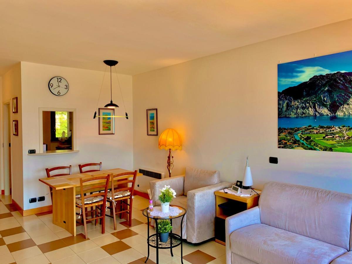 Sky&Pool Dom Apartment Riva del Garda Exterior foto