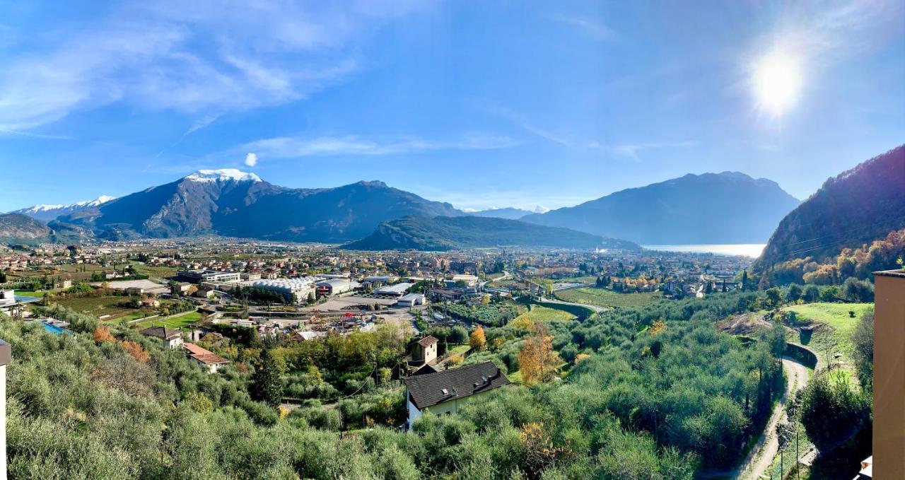Sky&Pool Dom Apartment Riva del Garda Exterior foto